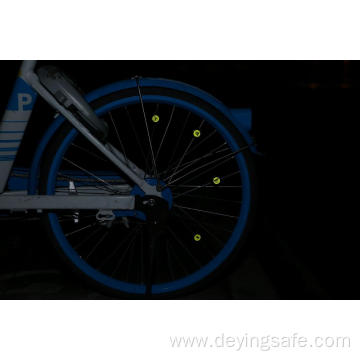 bicycle reflector with plastic material